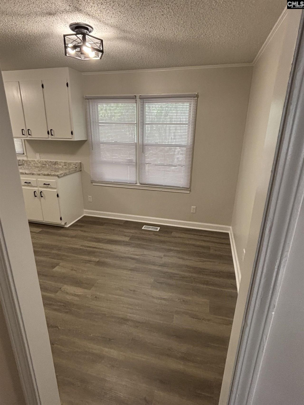 9 Cecil Road Photo 16