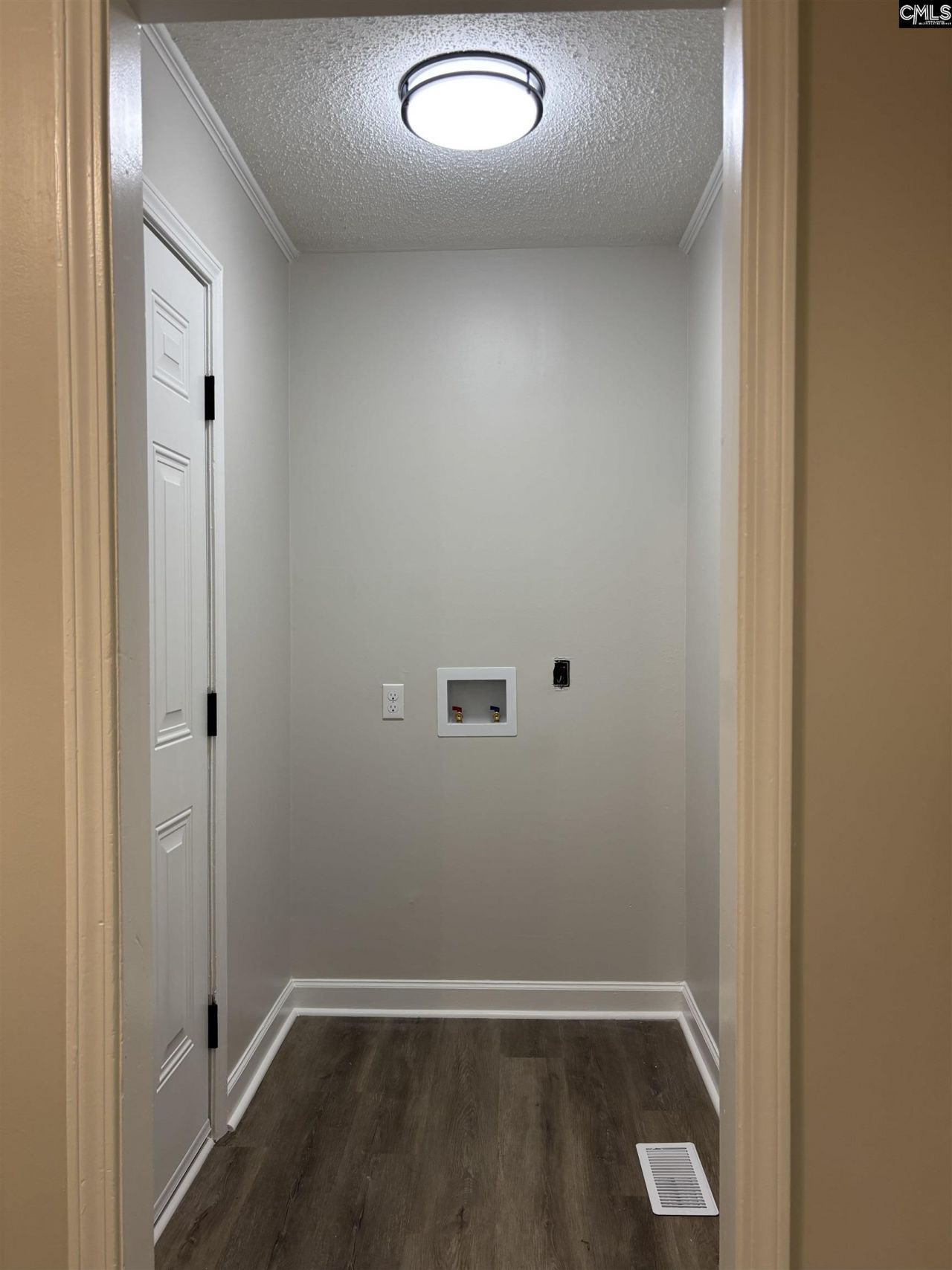 9 Cecil Road Photo 18