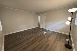 9 Cecil Road photo 4