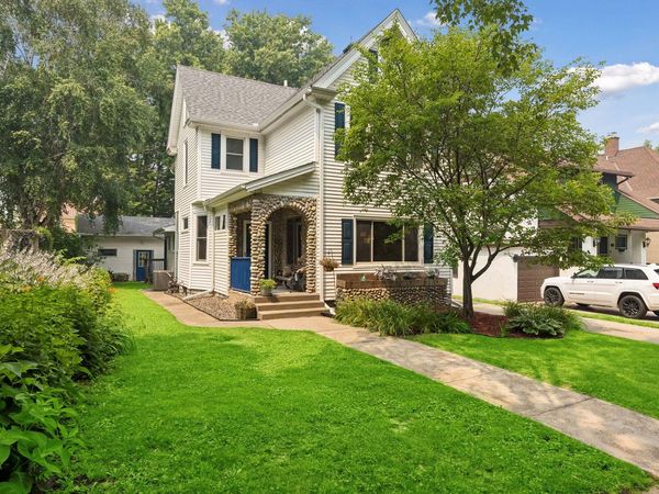 657 Delaware Avenue, Saint Paul, MN 55107