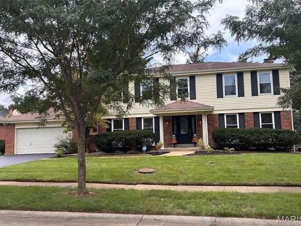 268 Kinderhook Drive, Chesterfield, MO 63017