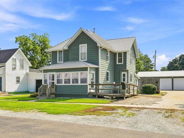 510 N C Avenue, Washington, IA 52353