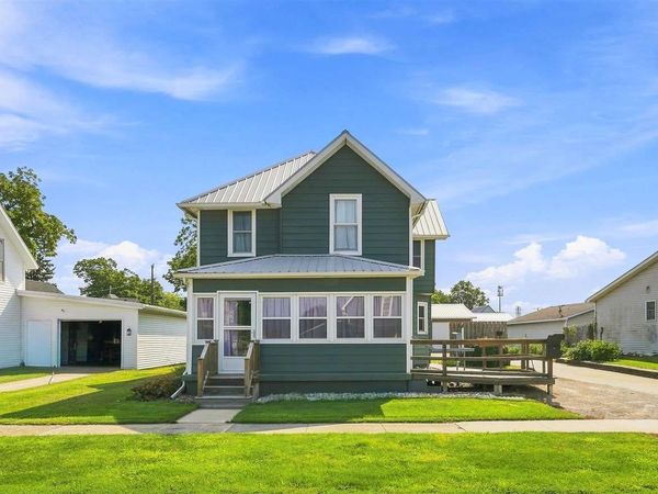 510 N C Avenue, Washington, IA 52353