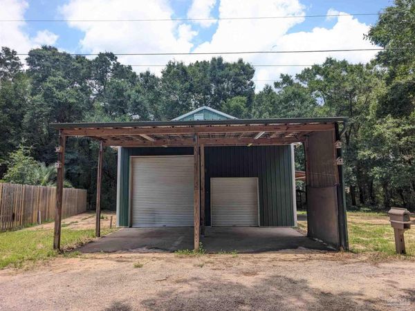4373 Avalon Blvd, Milton, FL 32583