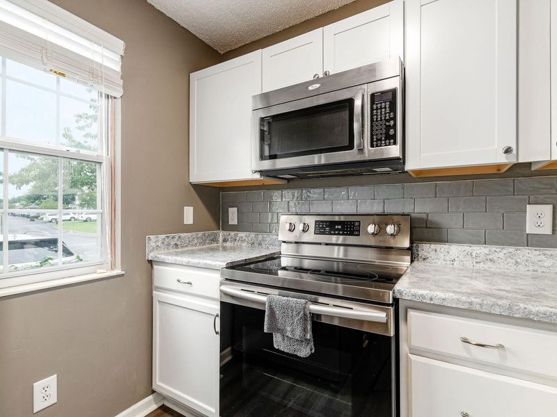 7279 Kirkdale Drive , Unit 27E, Blacklick, OH 43004 Photo 9