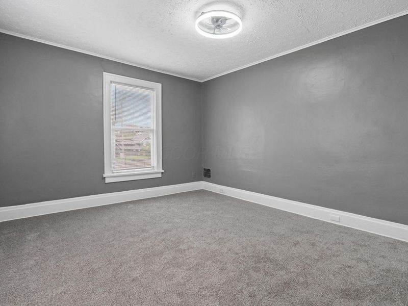 394 Belvidere Avenue , Columbus, OH 43223 Photo 14