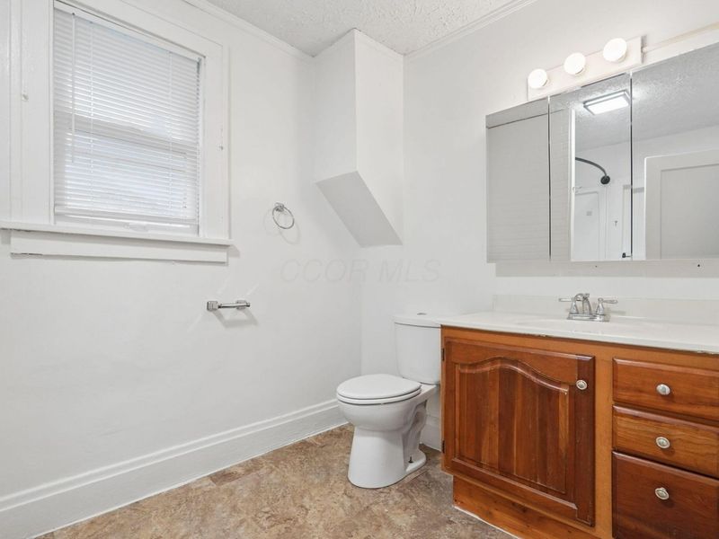 394 Belvidere Avenue , Columbus, OH 43223 Photo 16
