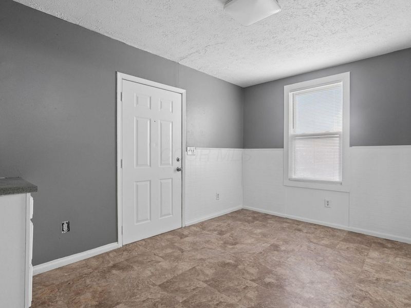 394 Belvidere Avenue , Columbus, OH 43223 Photo 27