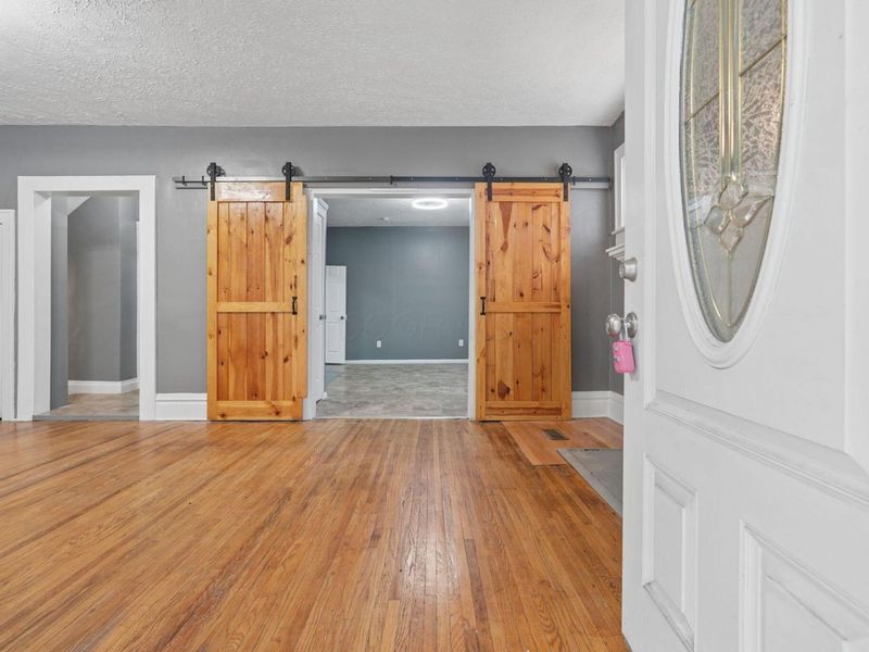 394 Belvidere Avenue , Columbus, OH 43223 Photo 3