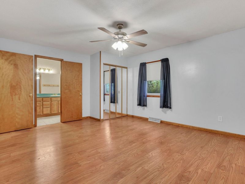 885 Hickory Road , Heath, OH 43056 Photo 23