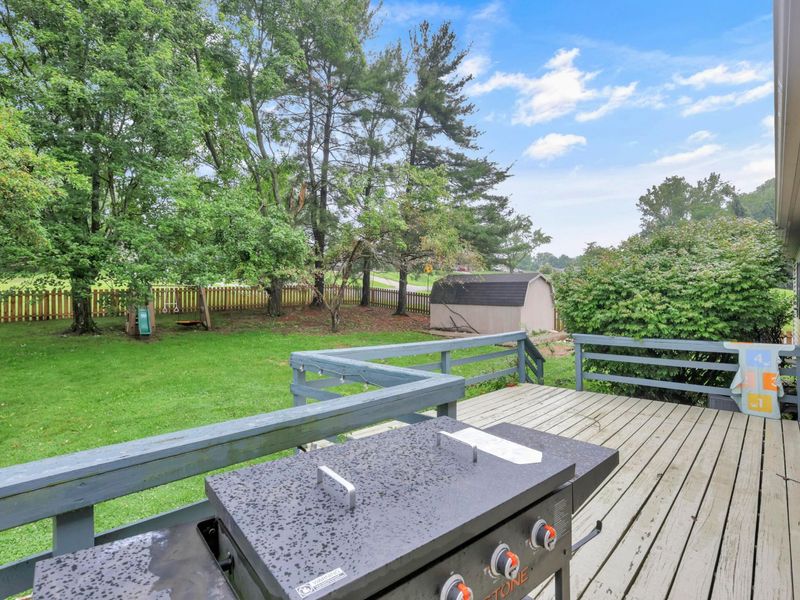 885 Hickory Road , Heath, OH 43056 Photo 36