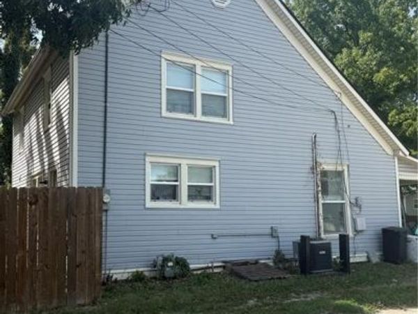 710 E Logan Street, Ottawa, KS 66067