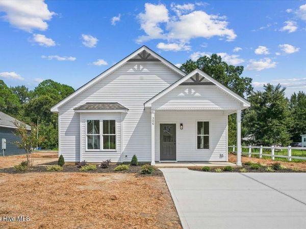 306 S Sycamore Street, Fremont, NC 27830