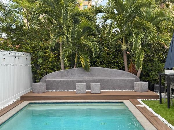 3575 SW 23rd St, Unit 3575, Miami, FL 33145