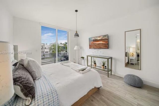 3575 SW 23rd St, Unit 3575, Miami, FL 33145 Photo
