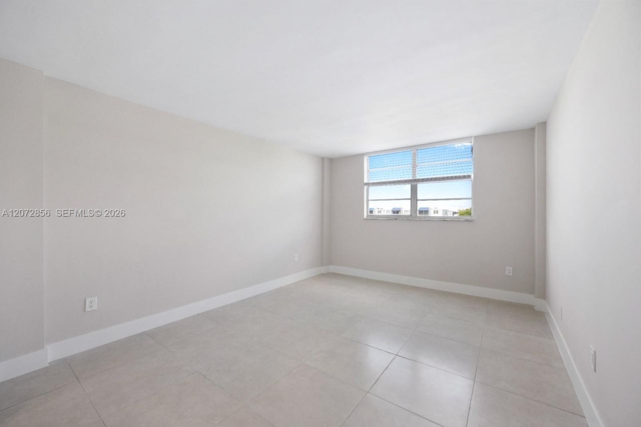 14165 SW 87th St , Unit D-505, Miami, FL 33183 Photo