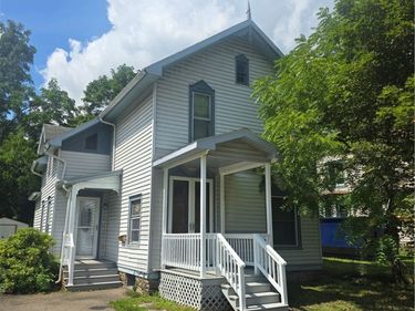15 Robie Street, Bath, NY 14810
