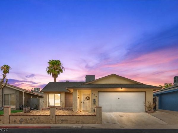 600 Watkins Drive, Las Vegas, NV 89107