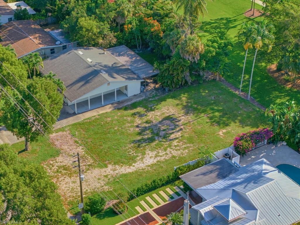 916 13th St N, Naples, FL 34102 Photo