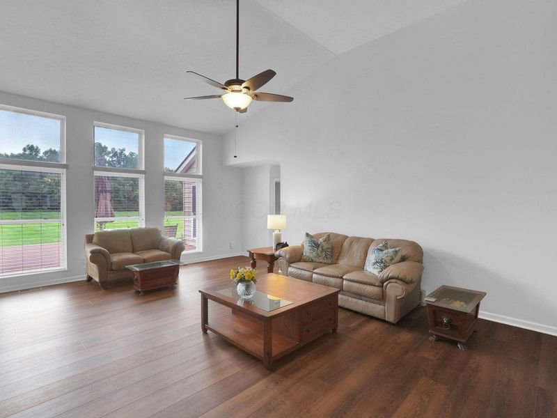 4249 Vista Walk Lane, Powell, OH 43065 Photo 7