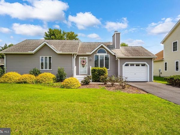 722 HICKMAN DRIVE, OCEAN VIEW, DE 19970
