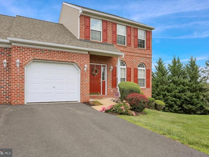 7 Bancroft Terrace, Shillington, PA 19607 Main Photo