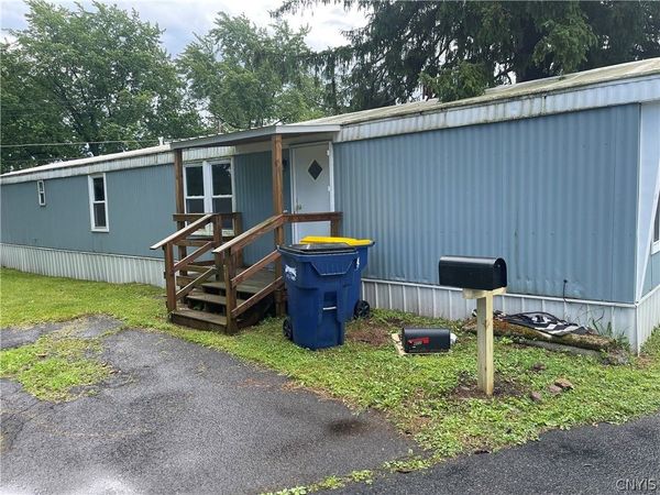lot 402 Rolling Hills Mobile Home Park NY 5 , Elbridge, NY 13060