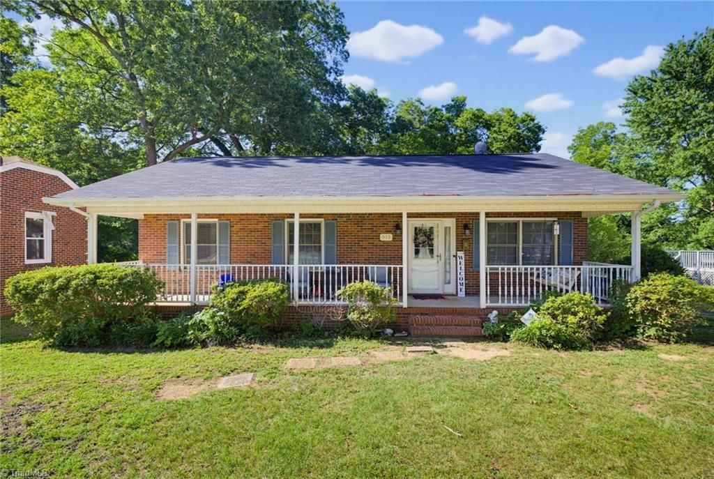 515 W Decatur Street, Madison, NC 27025 Main Photo