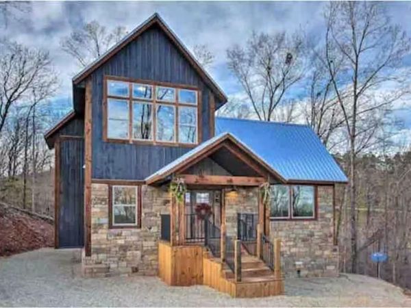 356 Little Creek Lane, Broken Bow, OK 74728