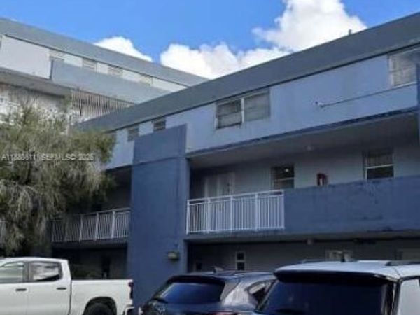 9375 Fontainebleau Blvd , Unit L219, Miami, FL 33172