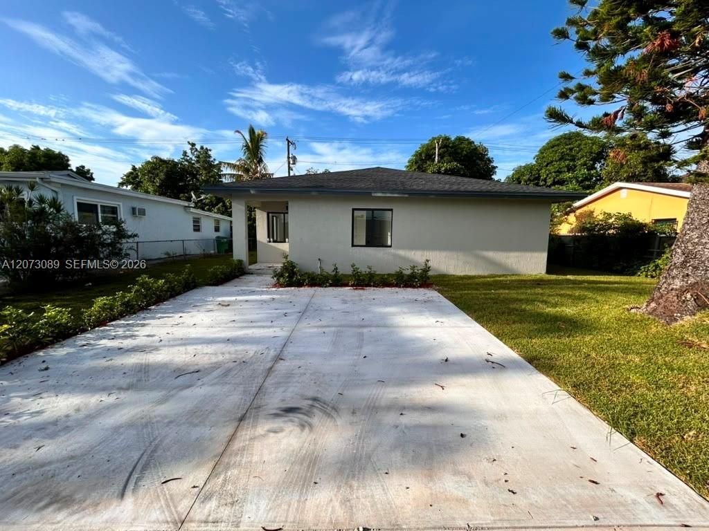 2950 NW 93 St, Miami, FL 33147 Photo