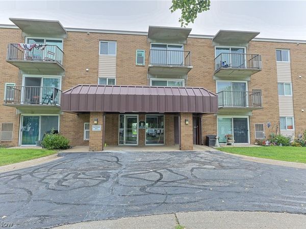 1315 S Lake Wilmer Drive , Unit 303, Sandusky, OH 44870