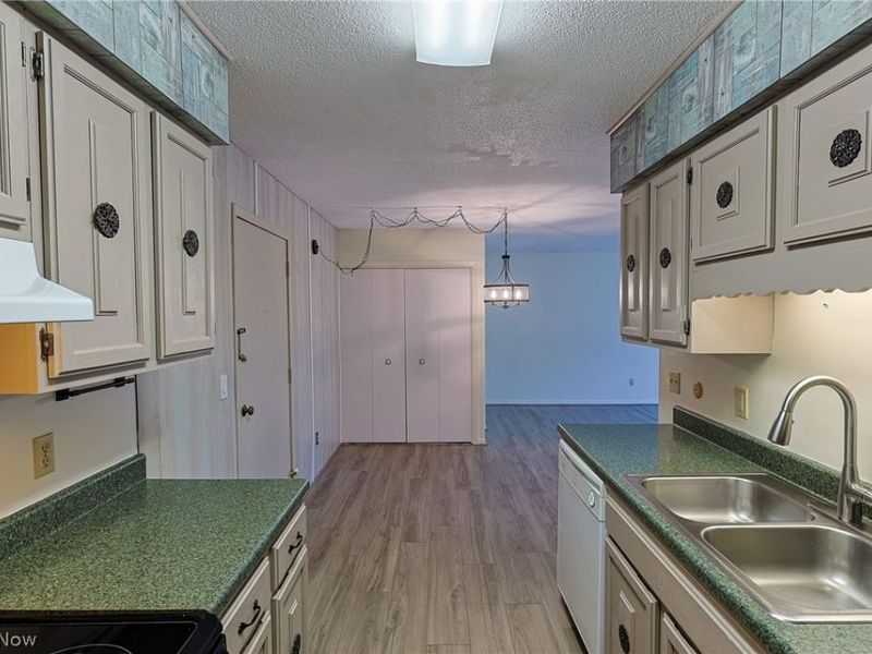 1315 S Lake Wilmer Drive, Unit 303, Sandusky, OH 44870 Photo 20