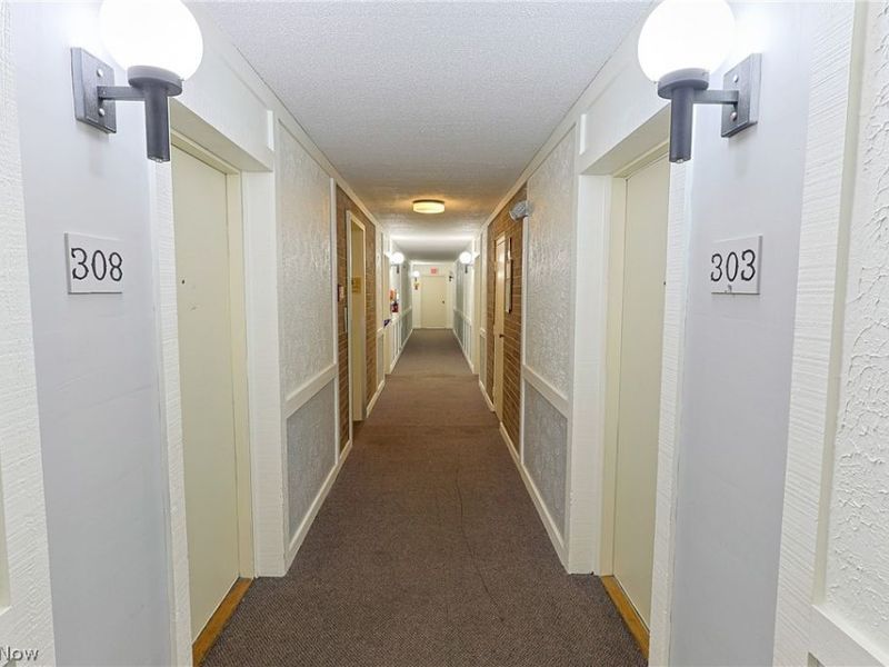 1315 S Lake Wilmer Drive, Unit 303, Sandusky, OH 44870 Photo 8