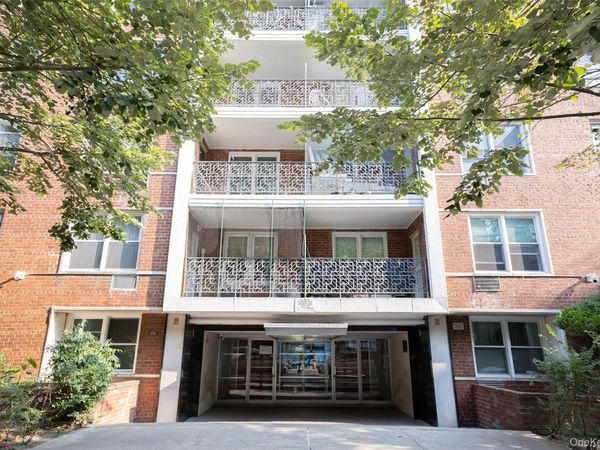 144-30 Sanford Avenue , Unit 2N, Flushing, NY 11355
