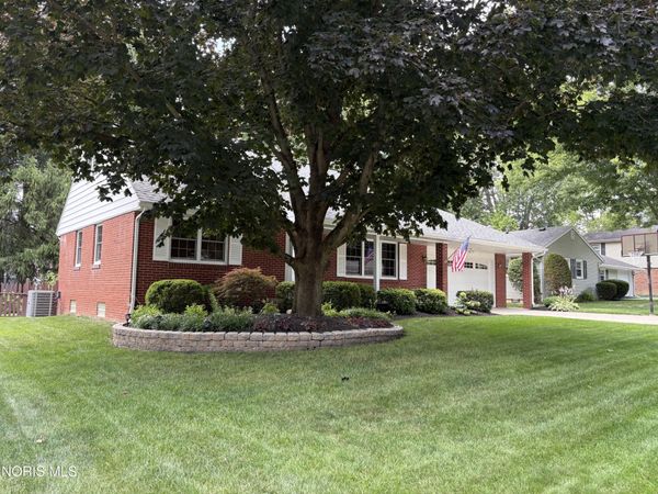 129 Woodley Terrace , Findlay, OH 45840