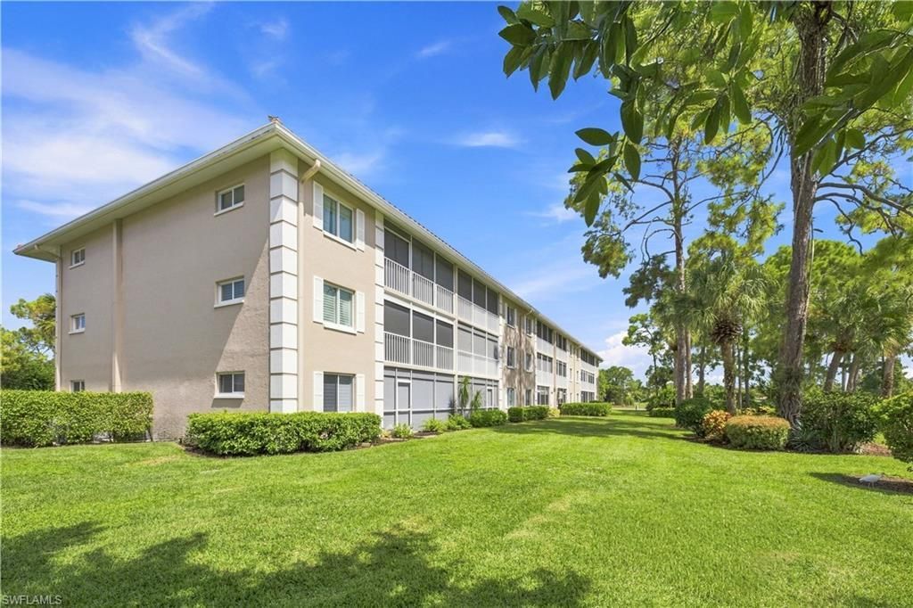 5980 Amherst Dr , Unit D104, Naples, FL 34112 Photo