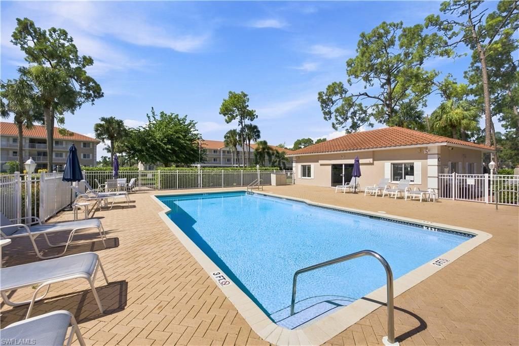 5980 Amherst Dr , Unit D104, Naples, FL 34112 Photo