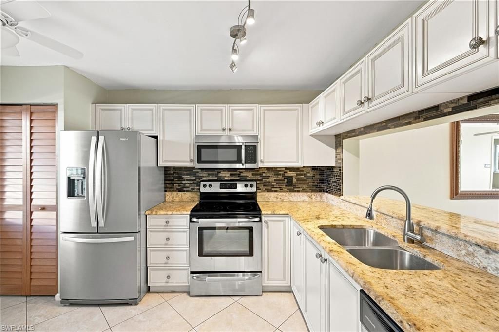 5980 Amherst Dr , Unit D104, Naples, FL 34112 Photo