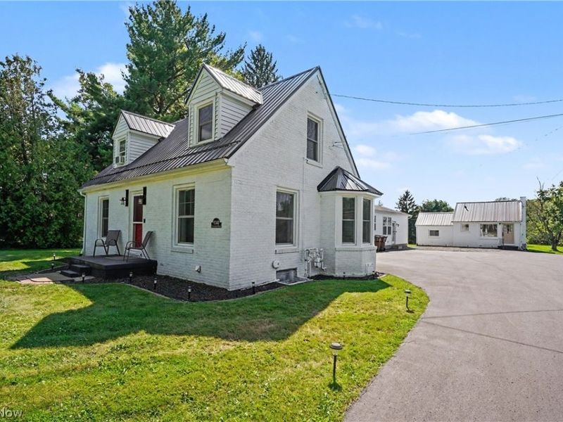 9248 Woodworth Road, North Lima, OH 44452 Photo 1