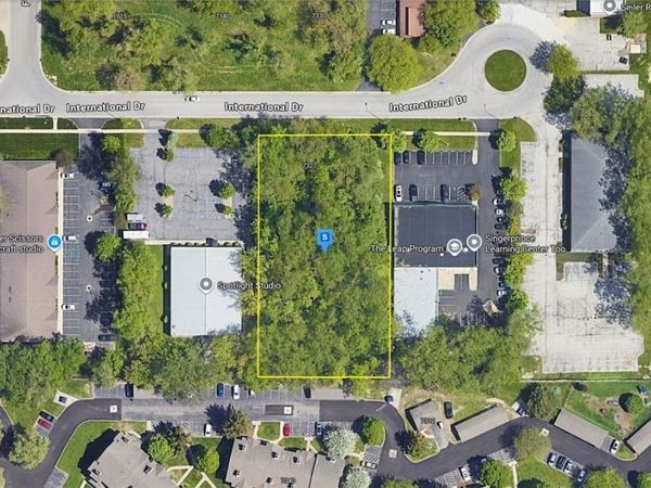 7327 International Drive , Holland, OH 43528