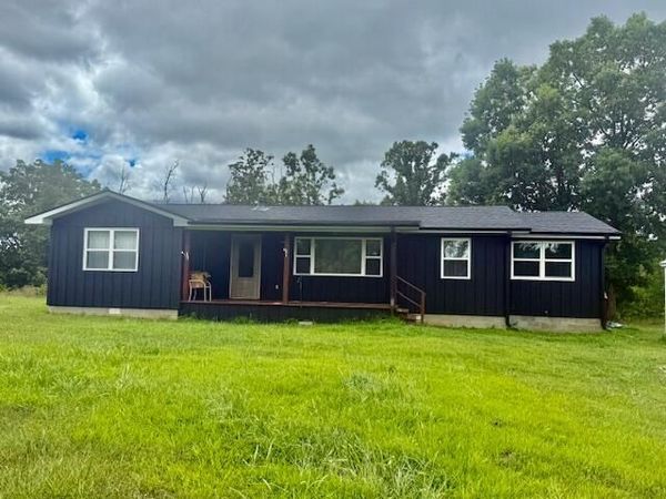 2148 Us Highway 160 , West Plains, MO 65775