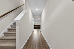 429 Middlebury Lane photo 4