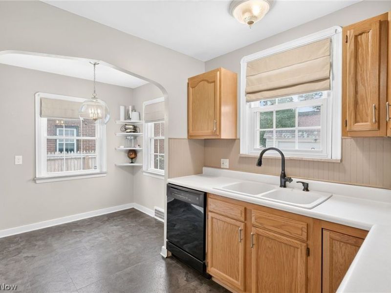 1515 Bunts Road , Lakewood, OH 44107 Photo 10