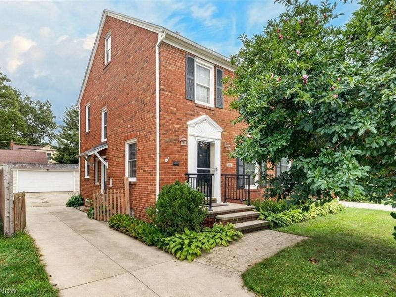 1515 Bunts Road , Lakewood, OH 44107 Photo 2