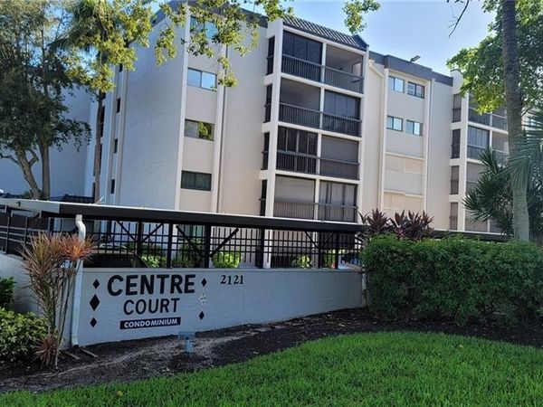 2121 Collier AVE E, Unit 316, FORT MYERS, FL 33901