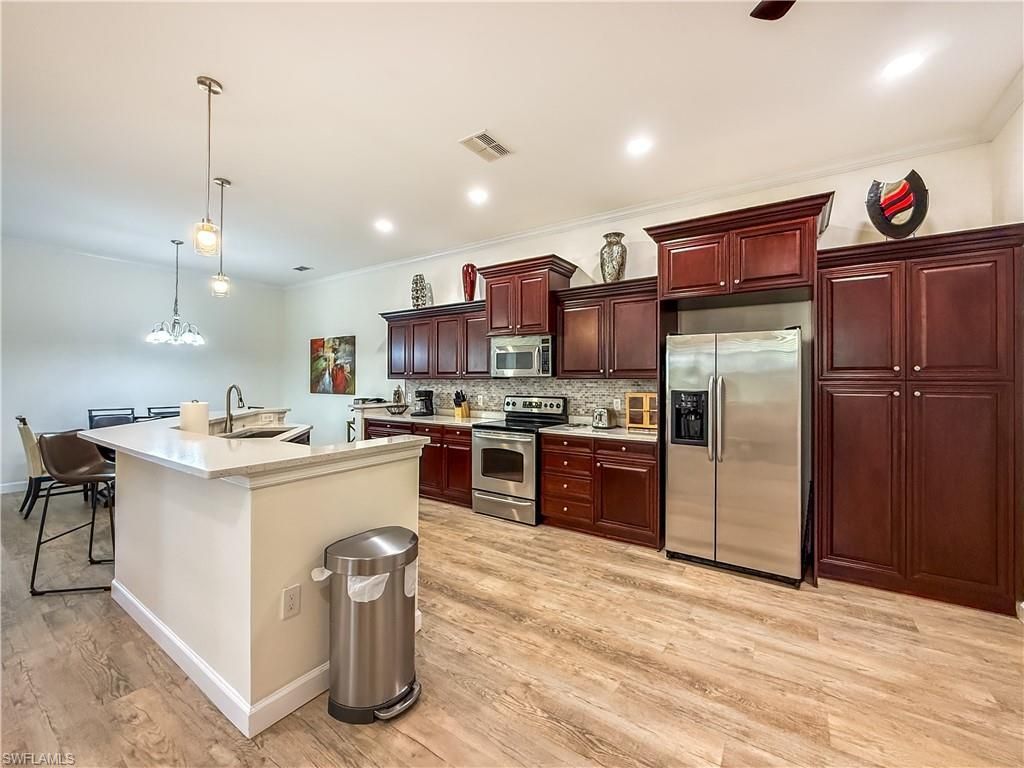 8524 Via Lungomare Cir, Unit 201, Estero, FL 33928 Photo