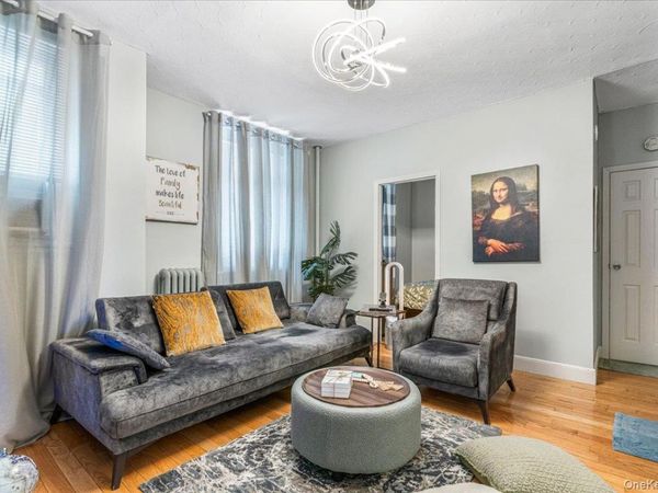 21-05 33rd Street , Unit 1F, Astoria, NY 11105