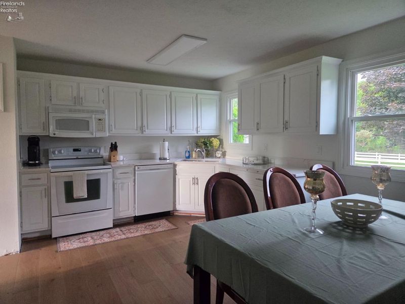 1520 N Ponderosa Drive, Port Clinton, OH 43452 Photo 4