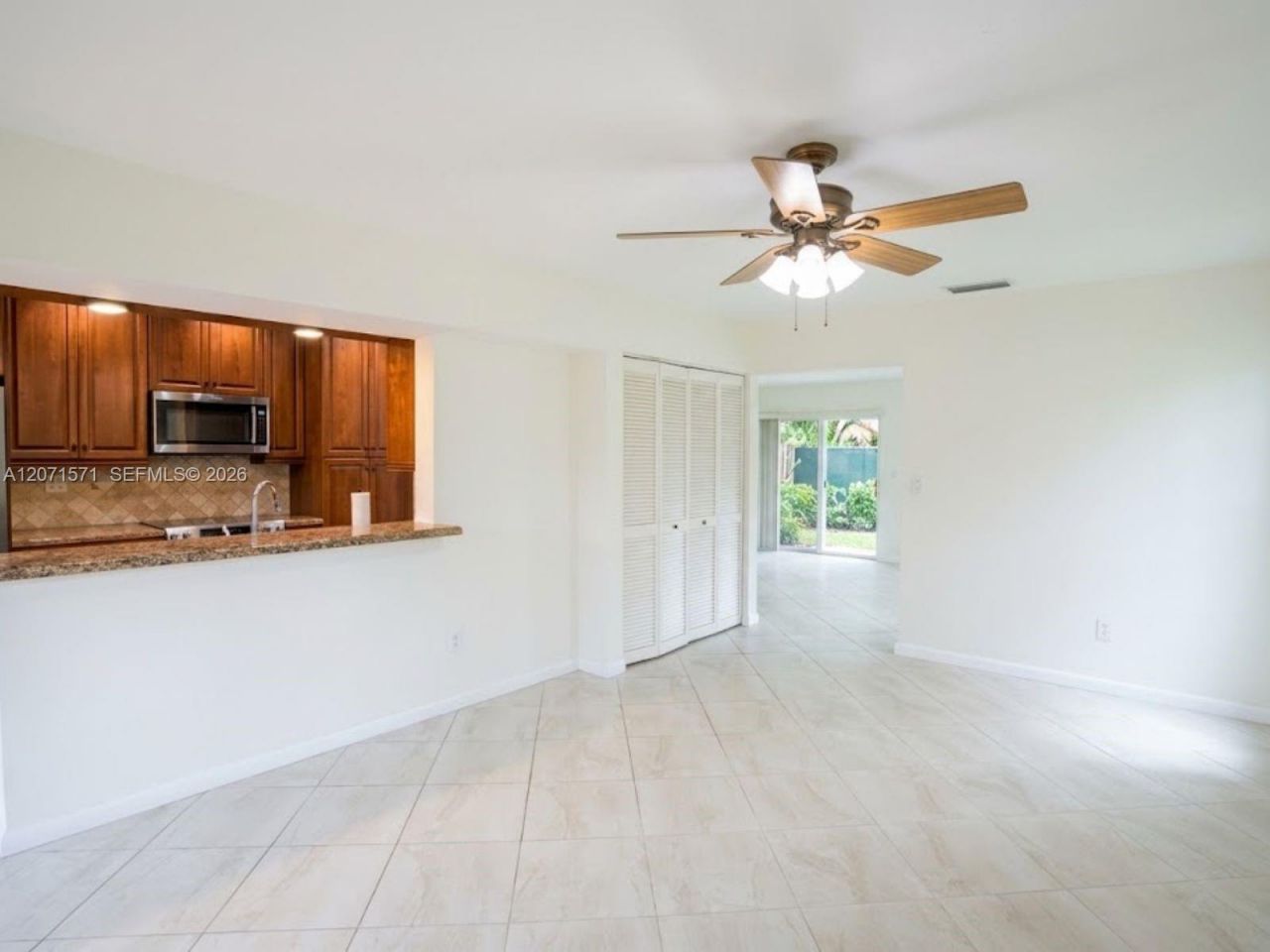 11942 SW 122nd Pl, Unit ., Miami, FL 33186 Photo